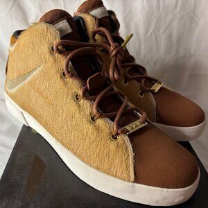 Nike Lebron XII NSW Lion Shoes Size 10.5 QS "Lion's Mane" Made of Pony Hair